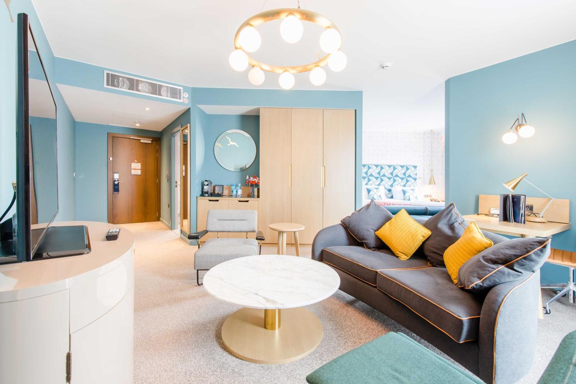 Hilton 4* Bournemouth