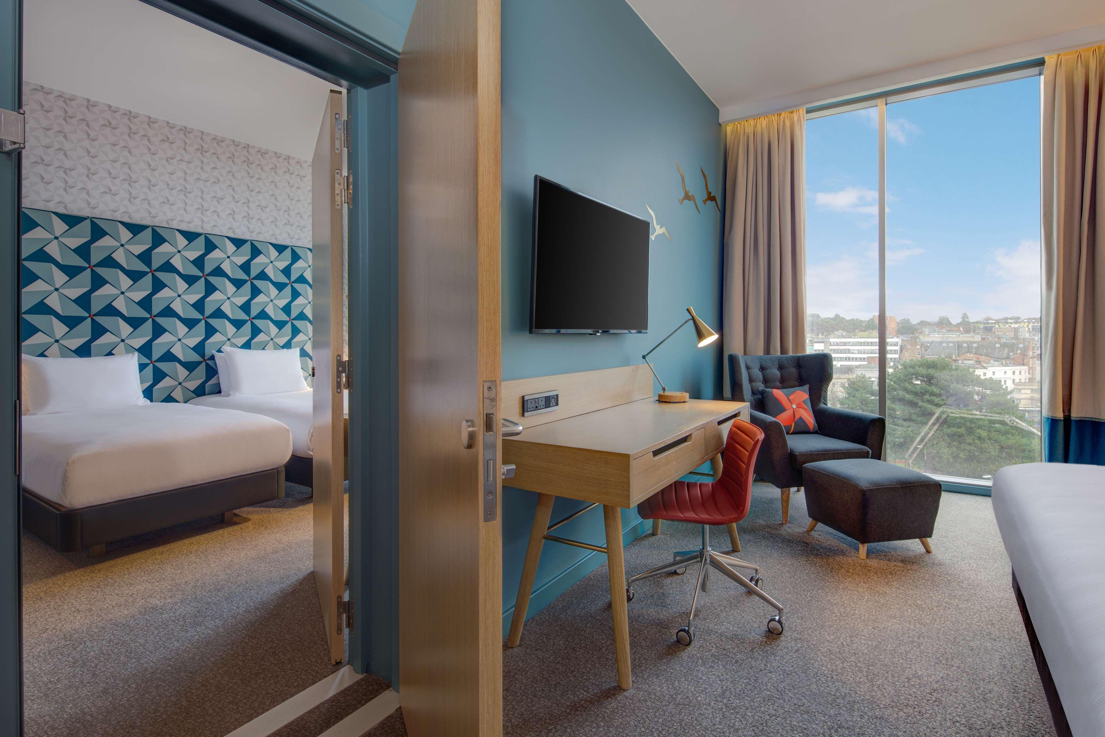 Hilton 4* Bournemouth